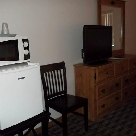 Burke Inn Motel & Suites Carroll ภายนอก รูปภาพ