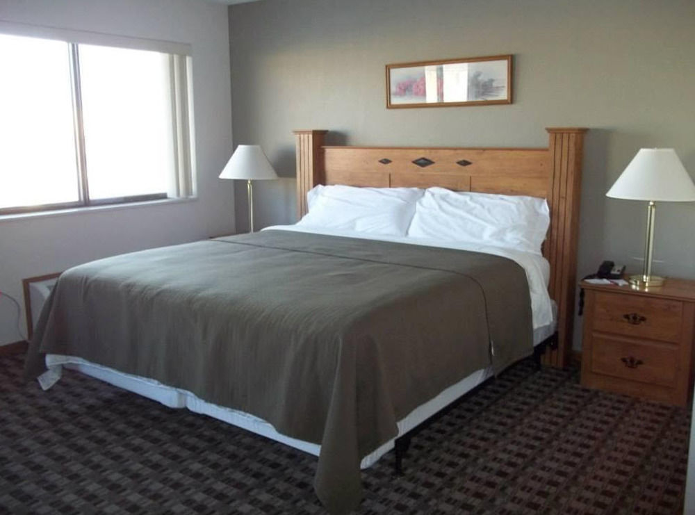 Burke Inn Motel & Suites Carroll ภายนอก รูปภาพ