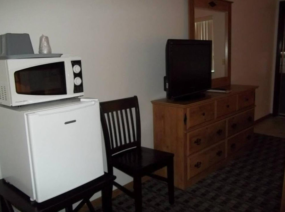 Burke Inn Motel & Suites Carroll ภายนอก รูปภาพ